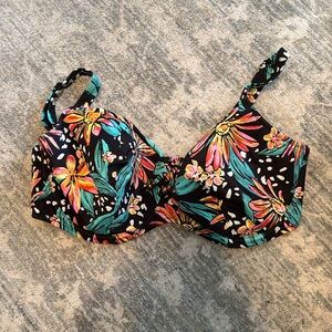 Freya bikini top. Size 34I